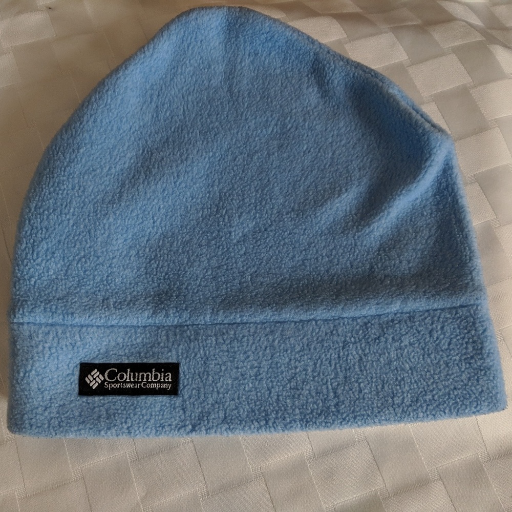 Columbia Fuzzy Snow Hat